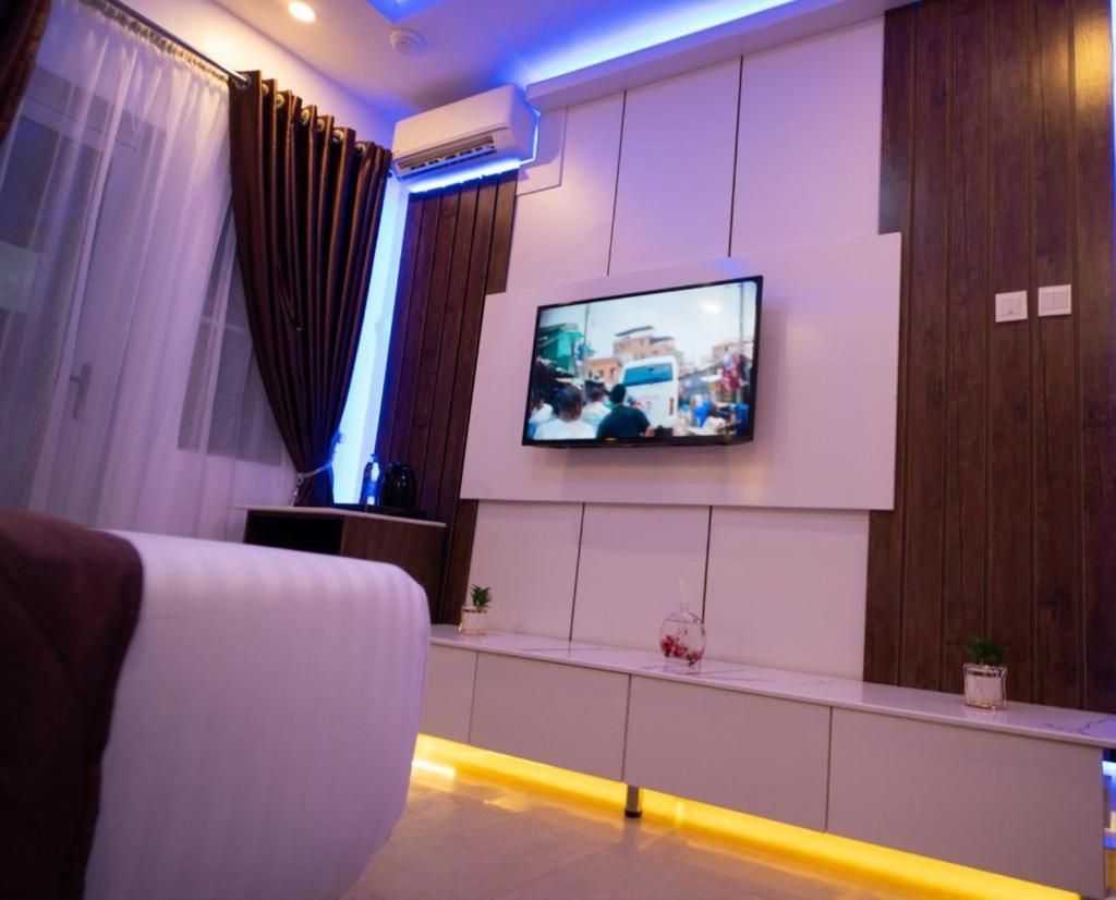 Presken Waters Hotel Lagos Bagian luar foto